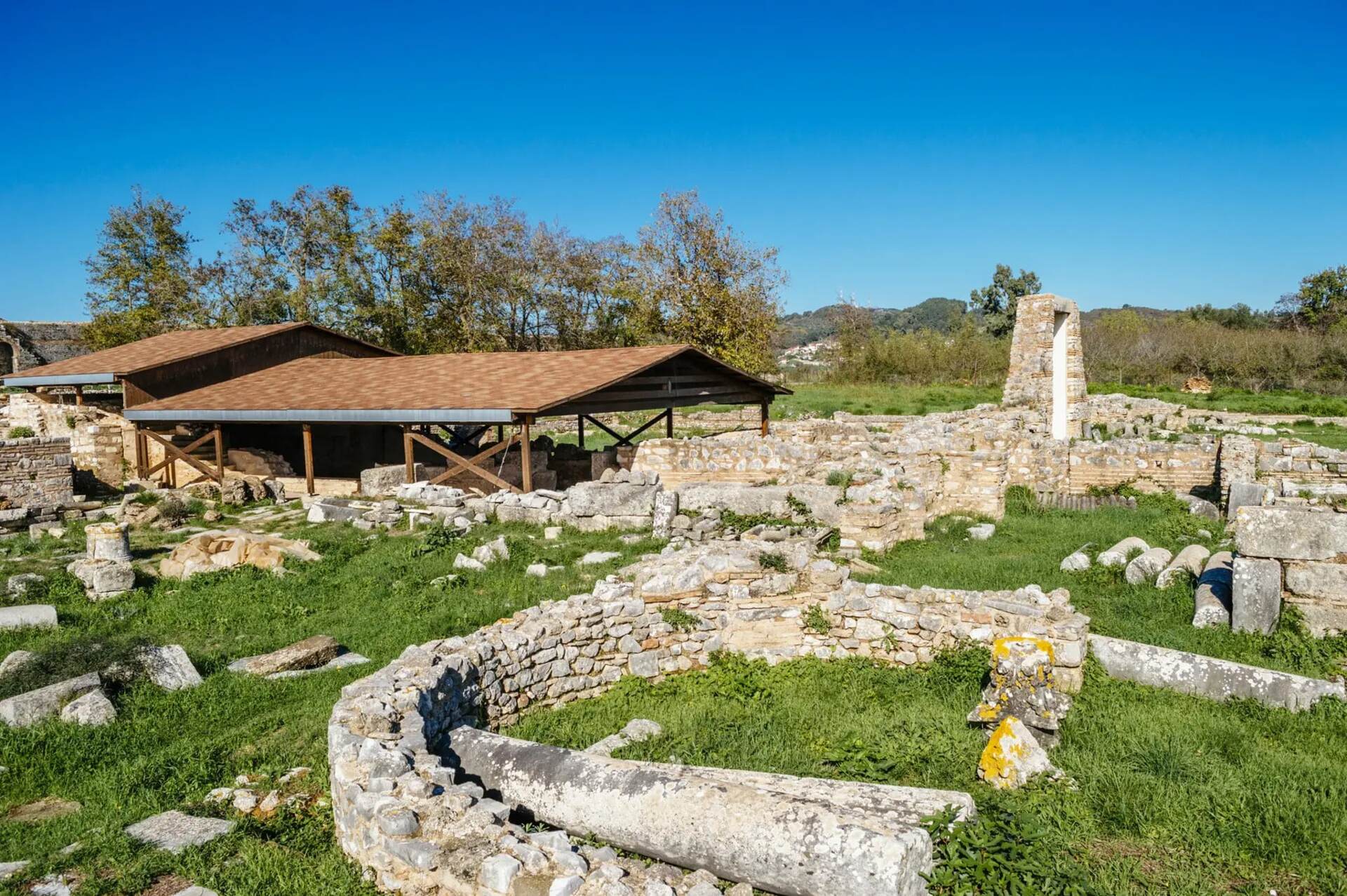 Βασιλική Β’ Αλκύσσωνος , Αρχαία Νικόπολη Πρεβέζης